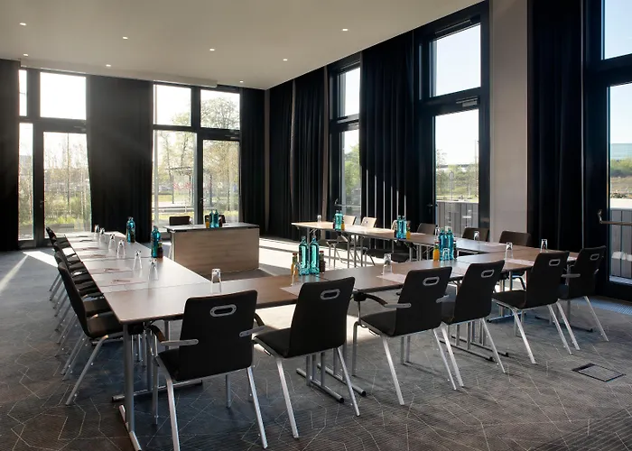 Hotel Holiday Inn Frankfurt Airport By Ihg 4*