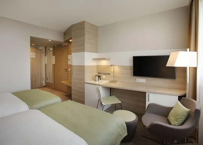 Hotel Holiday Inn Frankfurt Airport By Ihg Frankfurt am Main