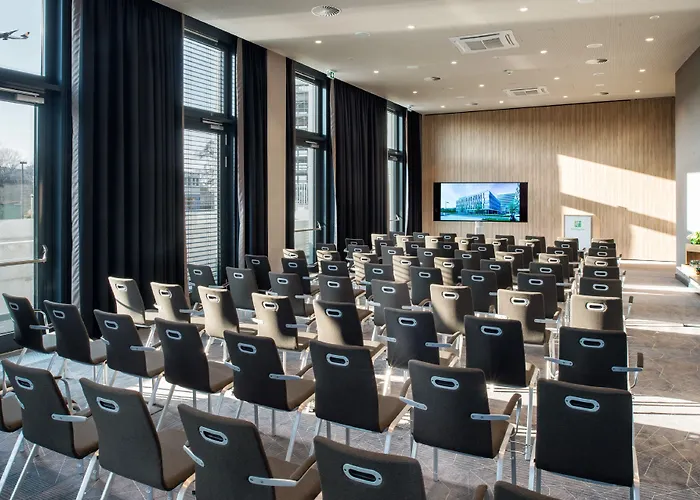 Hotel Holiday Inn Frankfurt Airport By Ihg