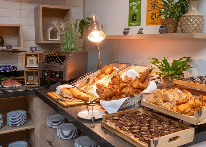 Holiday Inn Frankfurt Airport By Ihg Hotel