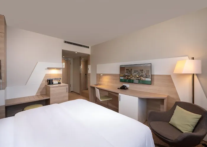 Holiday Inn Frankfurt Airport By Ihg Hotel Frankfurt am Main