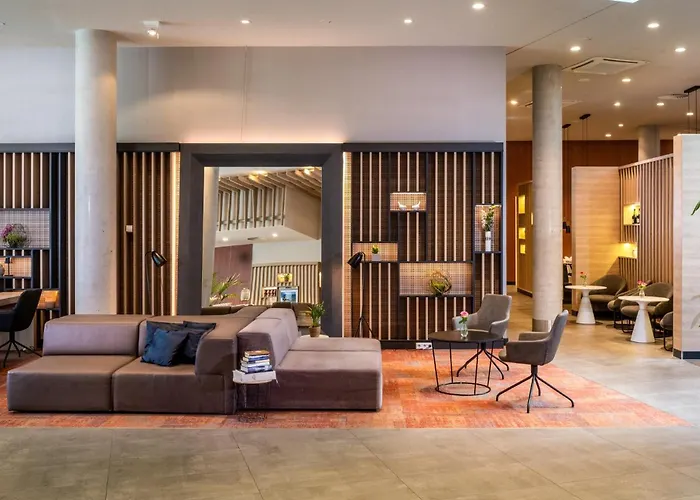Hotel Holiday Inn Frankfurt Airport By Ihg Frankfurt am Main