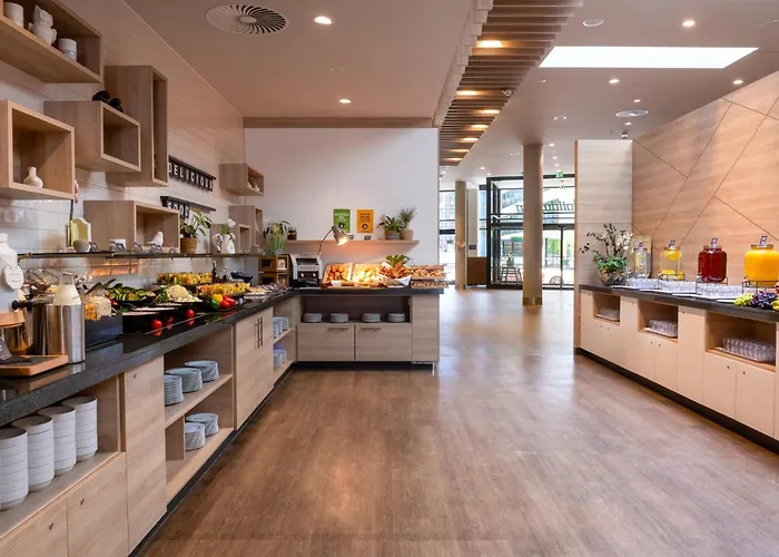 Holiday Inn Frankfurt Airport By Ihg 4*