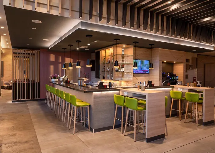 Holiday Inn Frankfurt Airport By Ihg 4*