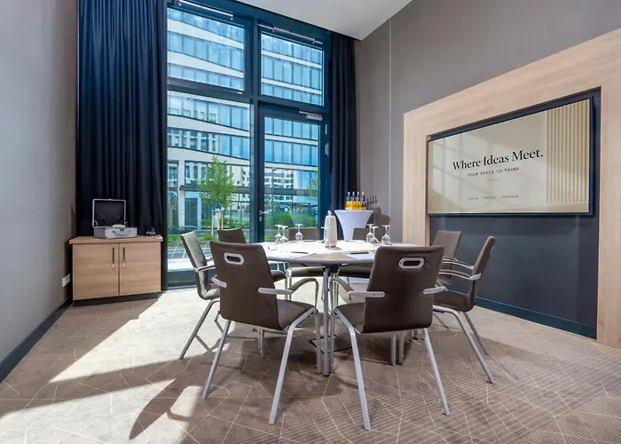 Holiday Inn Frankfurt Airport By Ihg Hotel