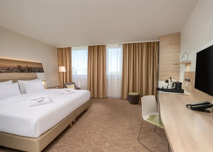 Hotel Frankfurt Airport By Ihg Frankfurt am Main