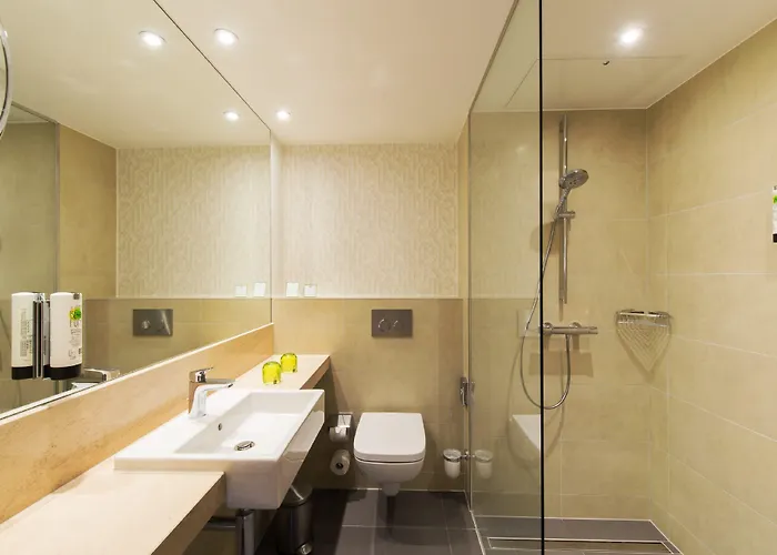 Holiday Inn Frankfurt Airport By Ihg 4*